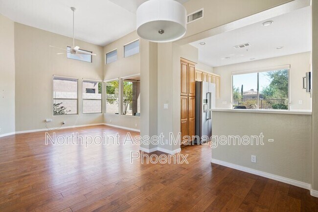 Building Photo - 7105 E Sleepy Owl Way