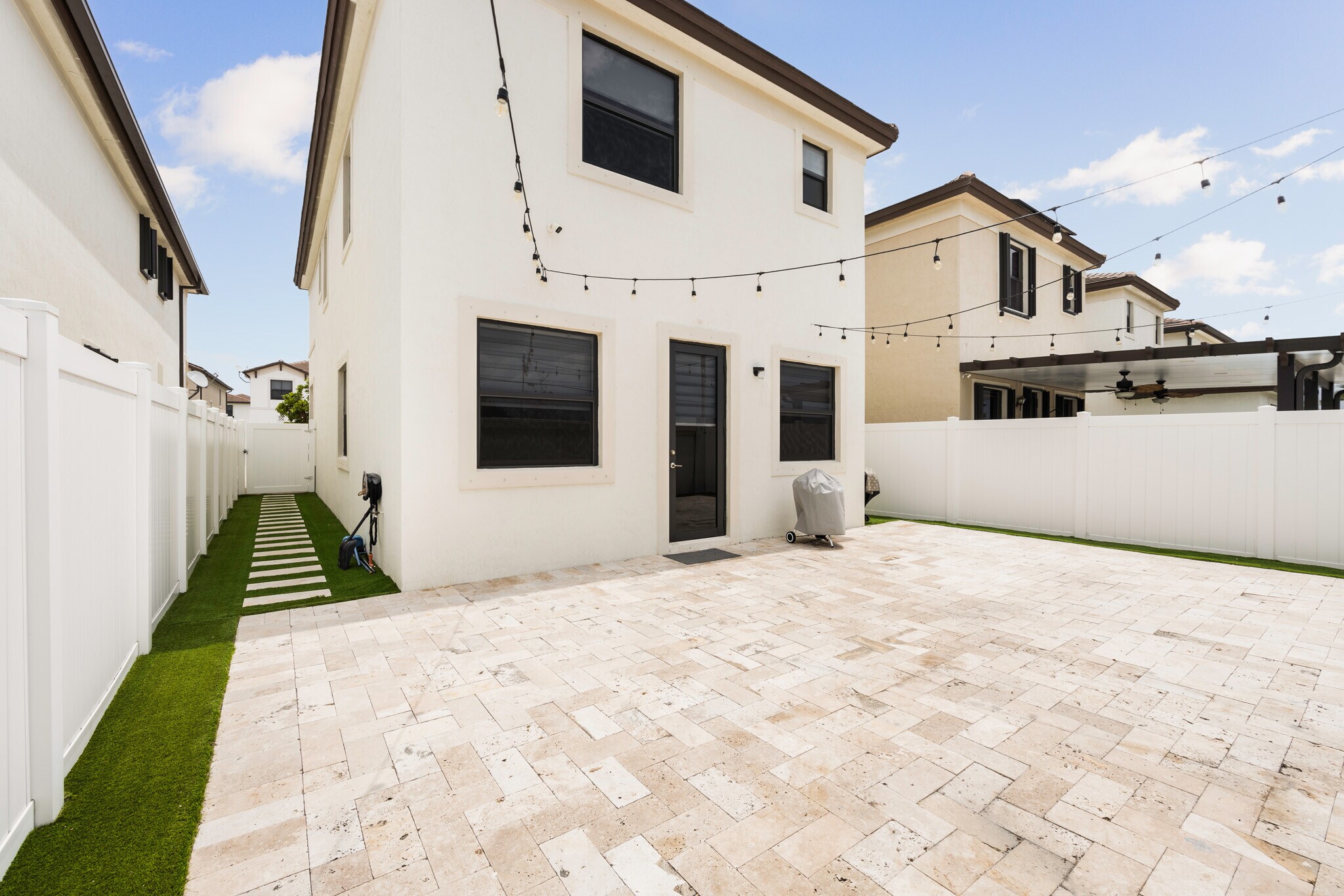 Building Photo - 10874 W 35th Way