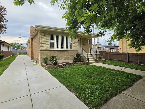 Building Photo - 9433 Massasoit Ave