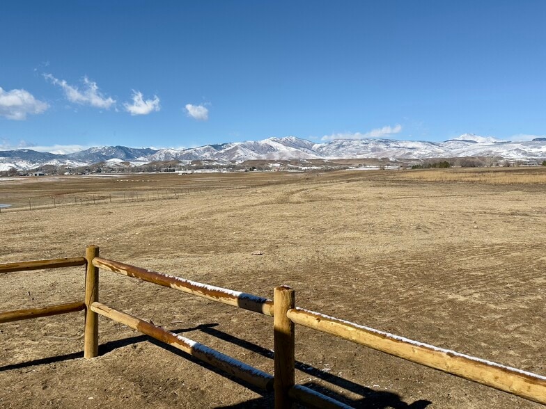 Building Photo - 2102 Summerlin Ln