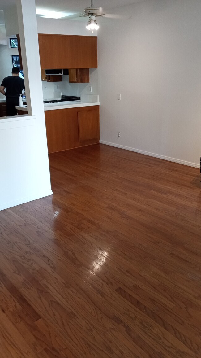 Building Photo - 5176 Tortuga Dr