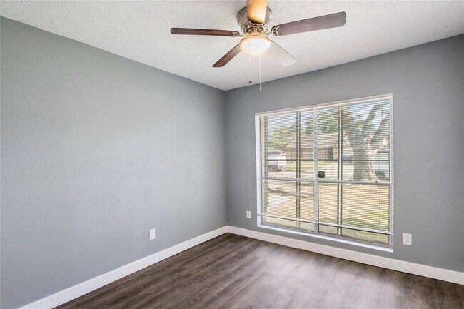Building Photo - 1843 Ripple Creek Dr