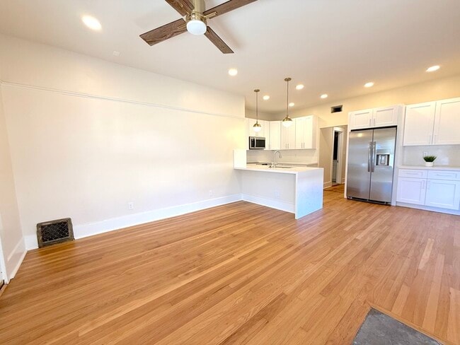 Building Photo - 412 W Roosevelt St