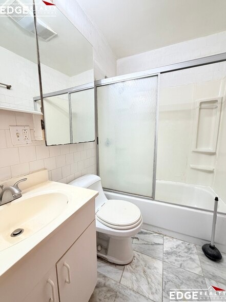 Building Photo - 46 Park Vale Ave