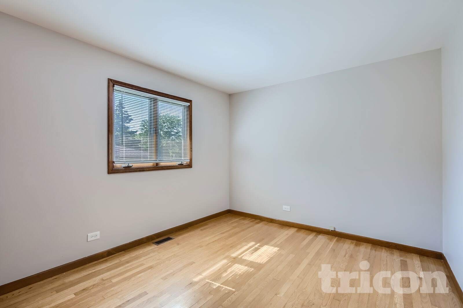 Building Photo - 285 Polo Club Dr