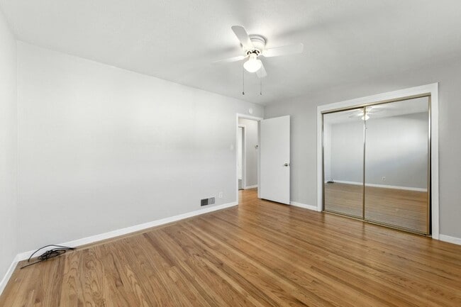 Building Photo - 1123 Hudson St