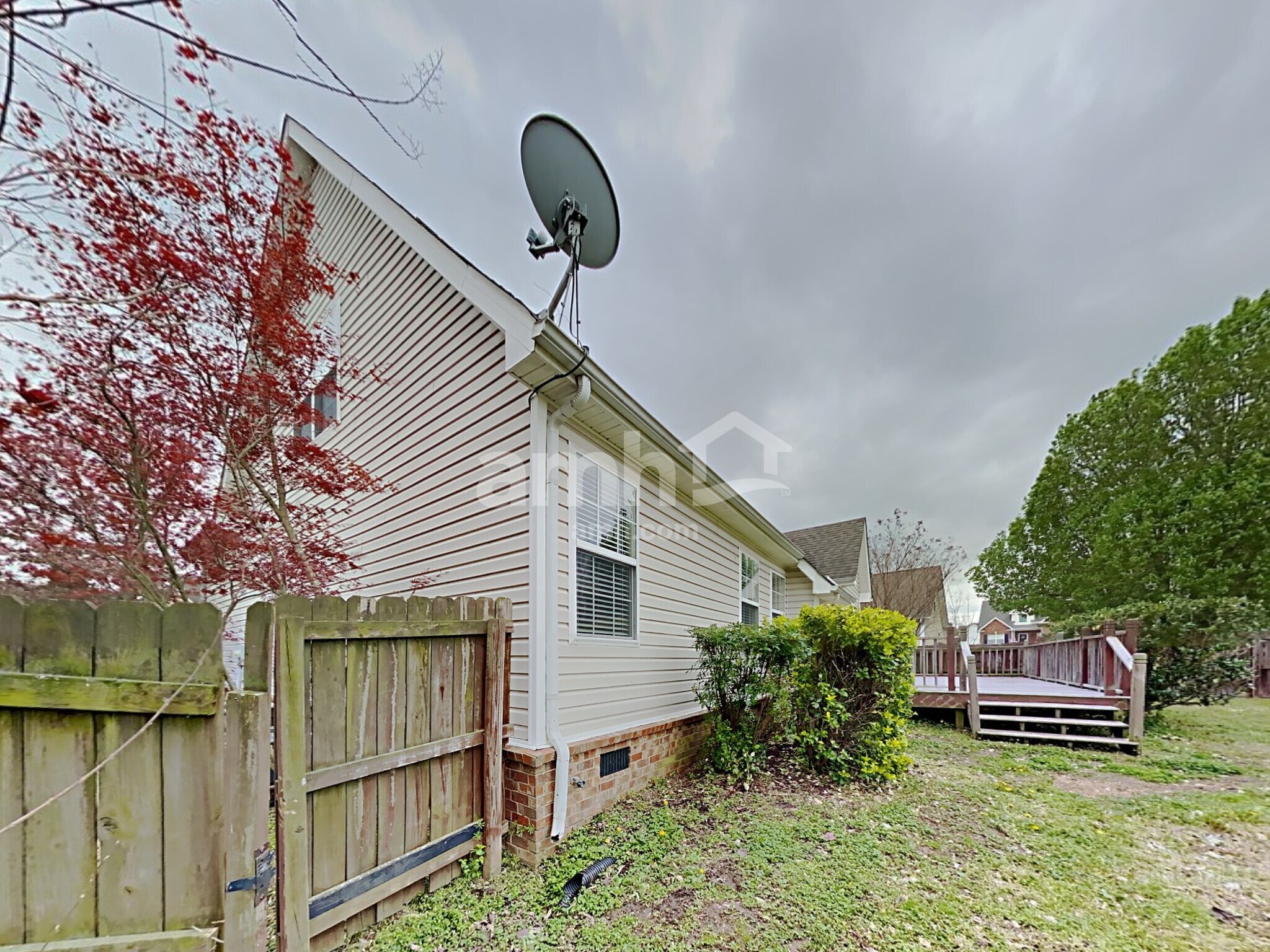 Building Photo - 1411 Carmack Ln