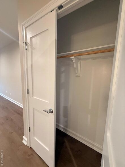 Building Photo - 122 Greenwich Ave