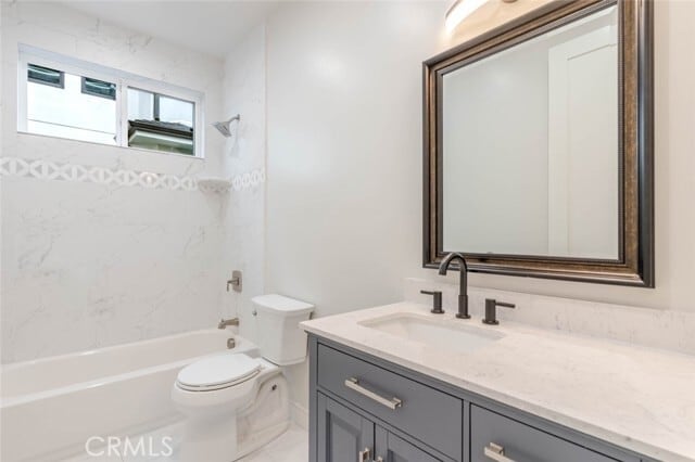 Building Photo - 10754 Nassau Ave