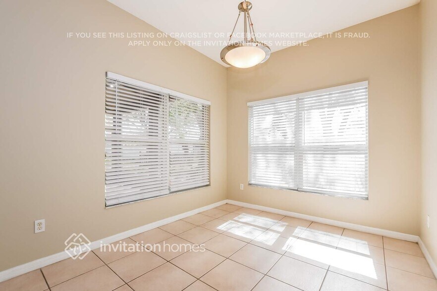 Building Photo - 1458 Stoneywood Way