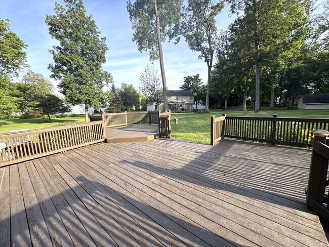 Building Photo - 5429 Bluebell Ct