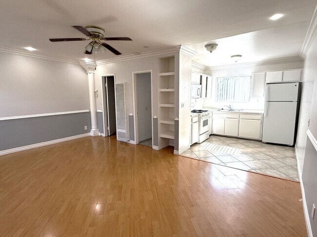 Building Photo - Villa Nuha Apartments