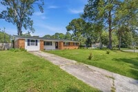 Building Photo - 12433 Deerfield Rd