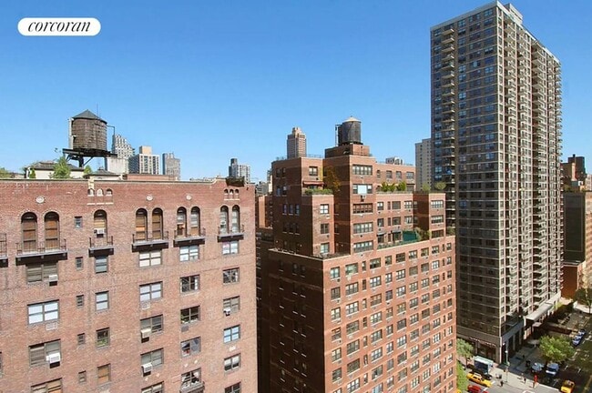 Building Photo - 230 E 79th St