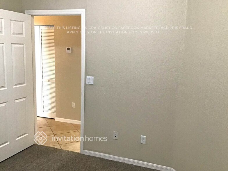 Building Photo - 5817 Hampton Hills Blvd