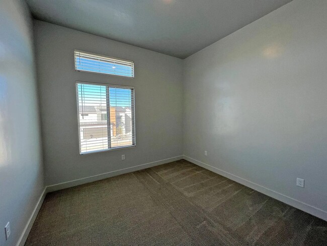 Building Photo - 4104 Phobos Ln