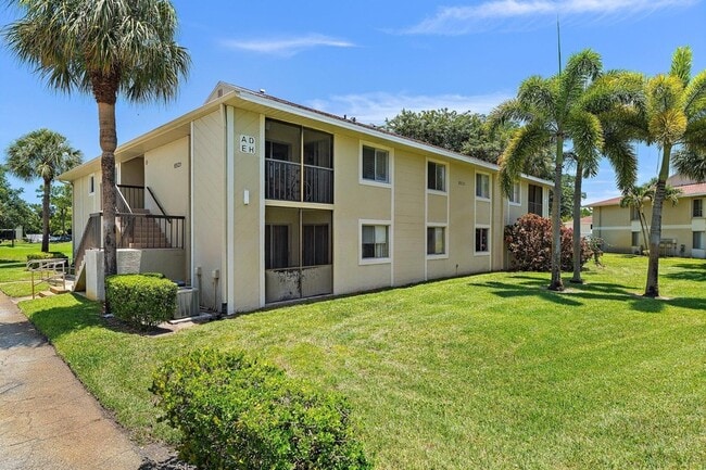 Building Photo - 6531 Chasewood Dr