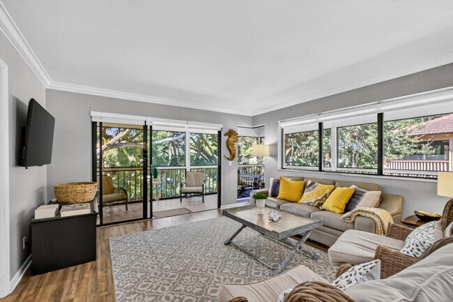 Building Photo - 605 Brackenwood Cove