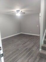 Building Photo - 1438 Vance Rd