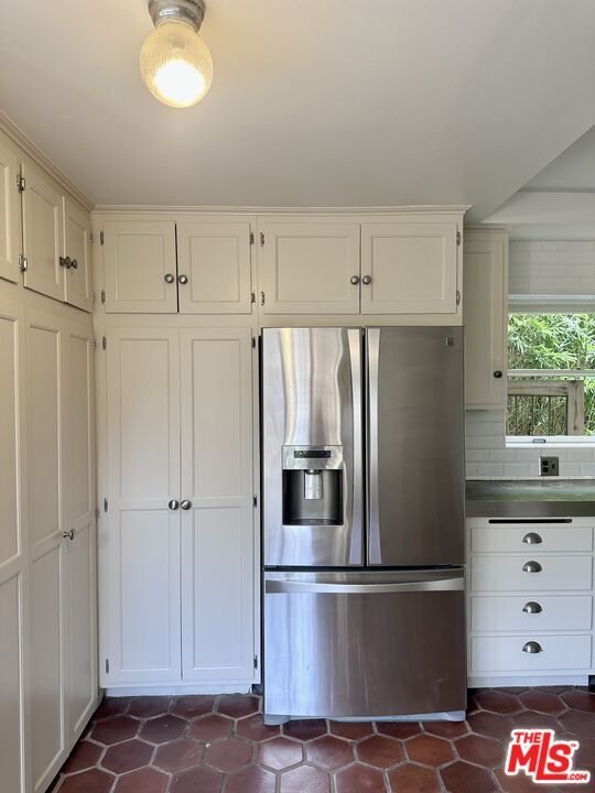 Building Photo - 2216 Meade Pl
