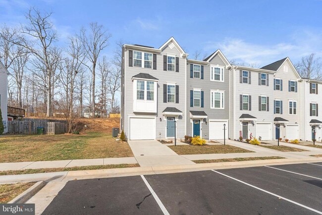 Building Photo - 36023 Coyote Trail