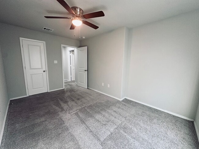 Building Photo - 7356 Misty Ridge Dr