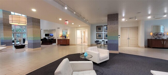 Building Photo - 2001 Biscayne Blvd
