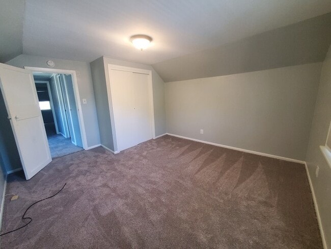 Building Photo - 1502 Cottonwood St