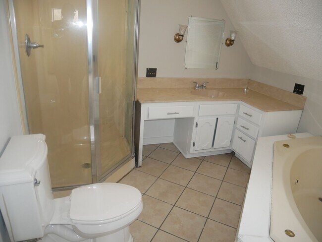 Building Photo - 7609 Clarkfield Pl