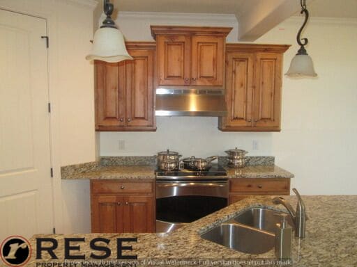 Building Photo - Beautiful Townhouse - Orem w attached 2 ca...