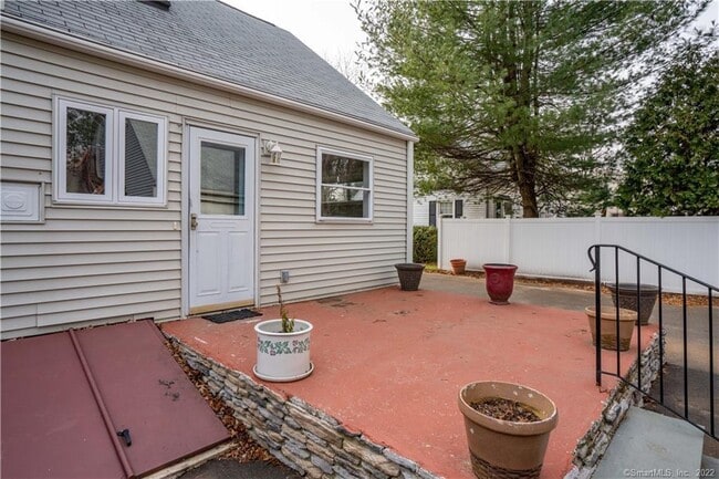 Building Photo - 34 John Smith Dr