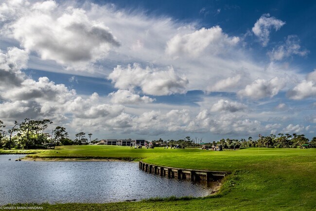 Building Photo - Turnkey Furnished Seasonal Rental – 2 Bedroom, 2 Bath in Burnt Store Marina