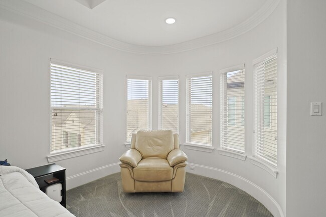 Building Photo - 3808 Center St