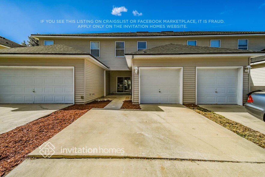 Building Photo - 325 Pecan Grove Dr