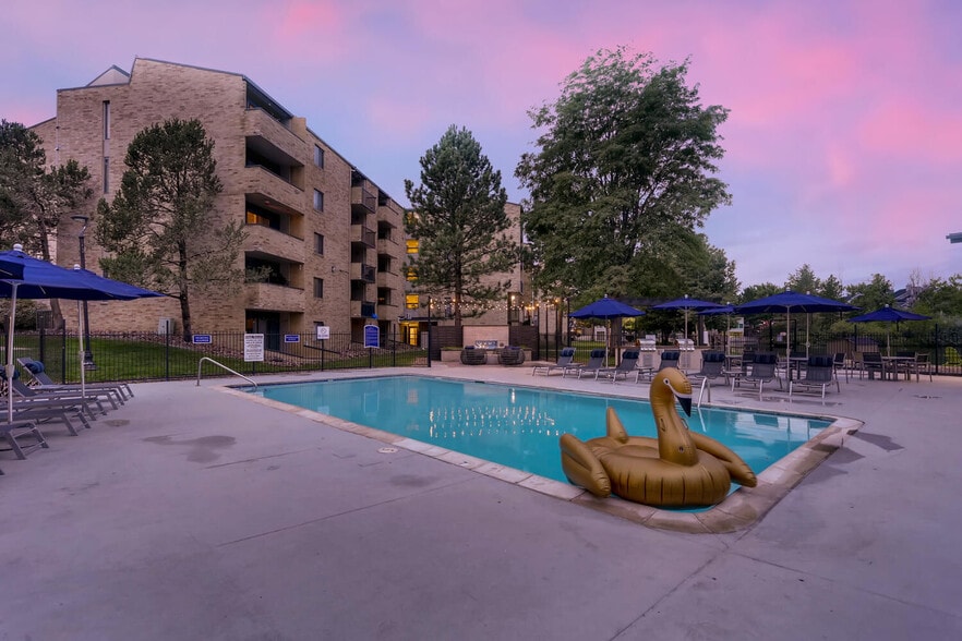 Lakeview Towers at Belmar apartments — community photo - Lakeview Towers at Belmar