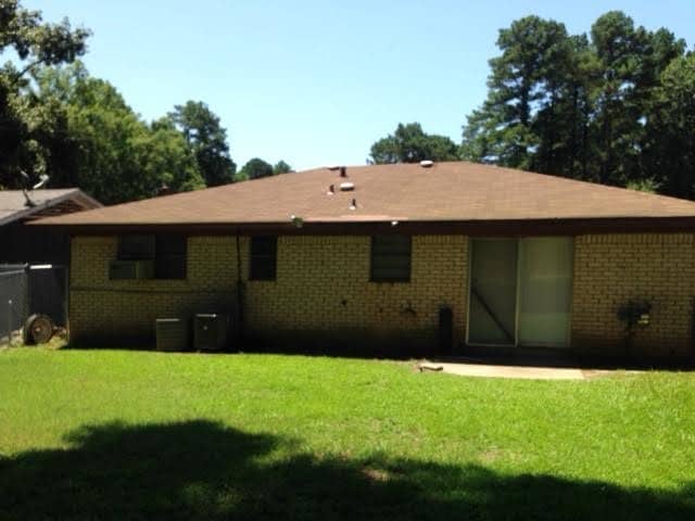 Building Photo - 6308 Frondosa Dr