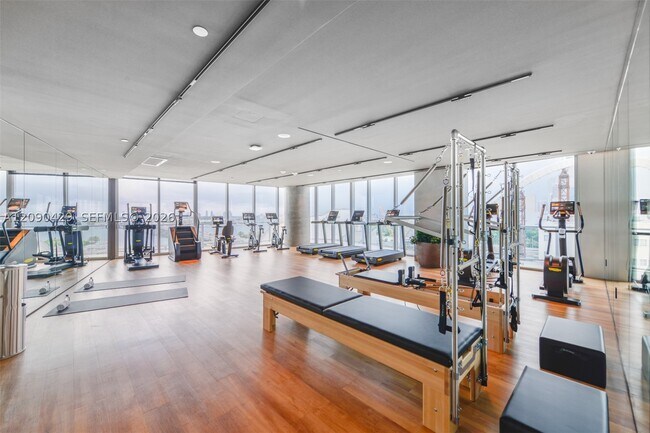 Building Photo - 1400 Biscayne Blvd