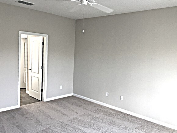 Building Photo - 144 Athens Dr