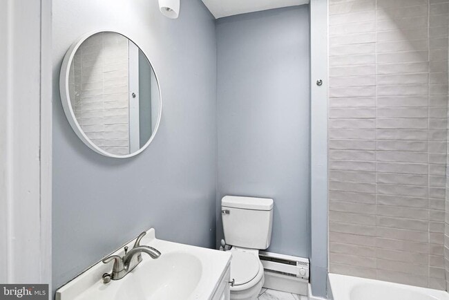 Building Photo - 6520 Ross St