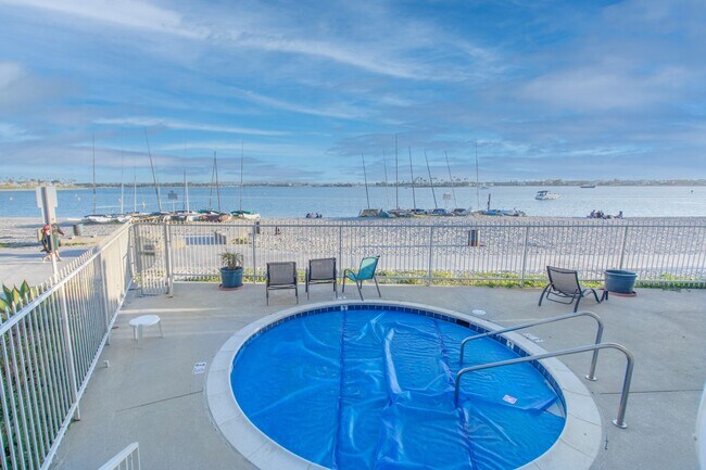 Building Photo - On Sail Bay in Pacific Beach! Updated 2 Be...