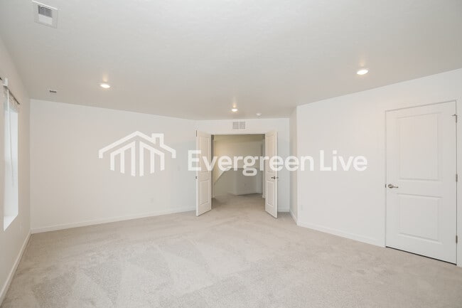 Building Photo - 15162 Nimbus Way