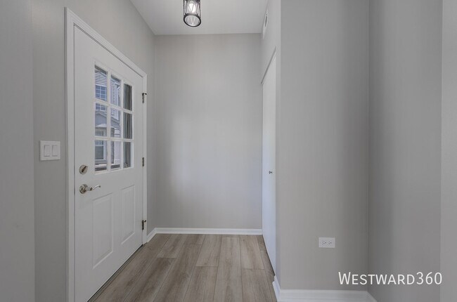 Building Photo - 24821 Gates Ct