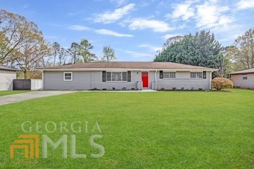 Building Photo - 1758 Poinsettia Dr