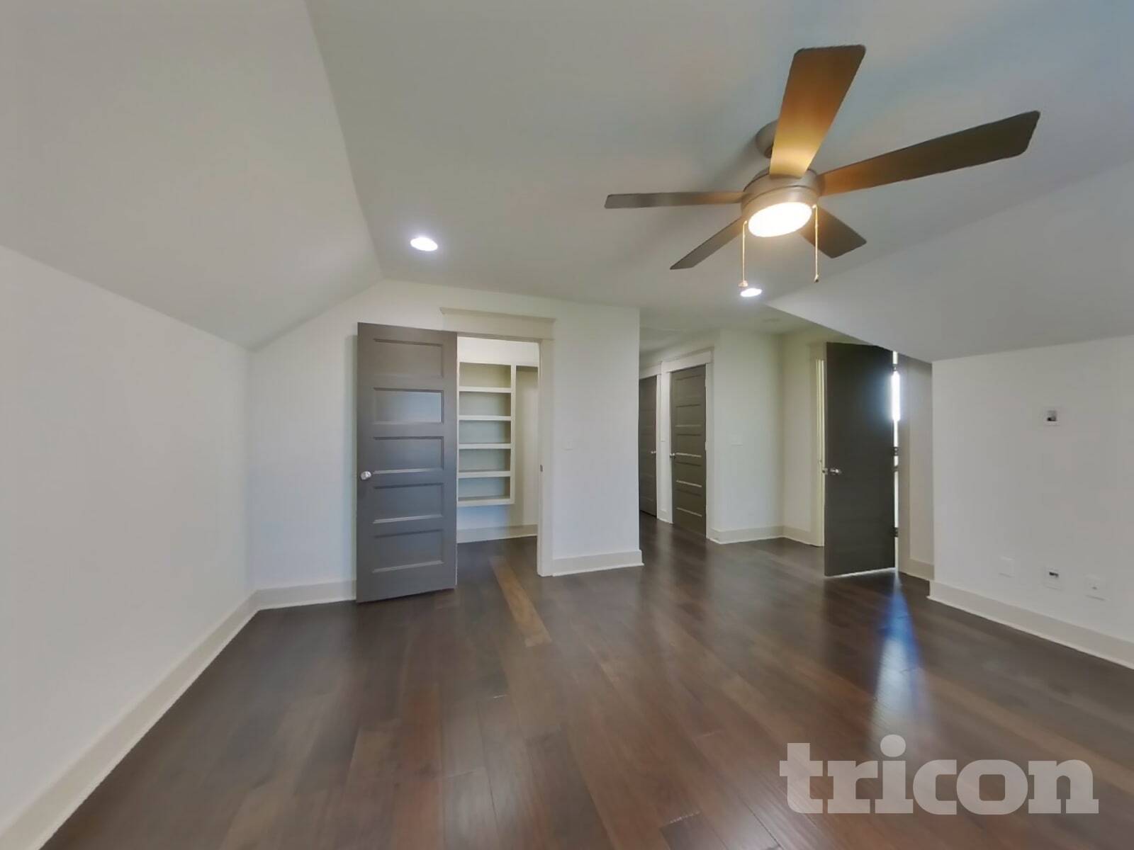 Building Photo - 1224 Hillwood Private Cove