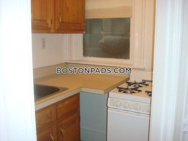Building Photo - 46 Westland Ave