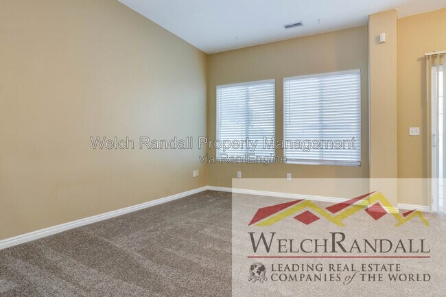 Building Photo - 167 Mountain Peak Dr
