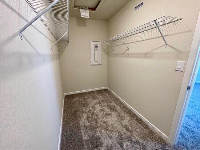 Building Photo - 1986 Canny Cv