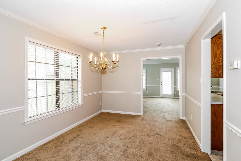 Building Photo - 7973 Jills Creek Dr