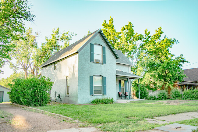 Building Photo - 619 Griffin Ave