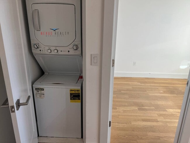 Building Photo - 45-11 Broadway